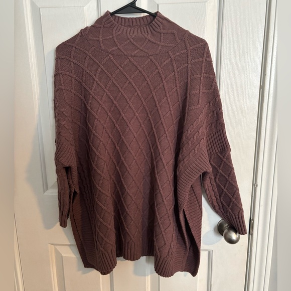 Mersea Lisbon Traveler - barely worn - Picture 1 of 4